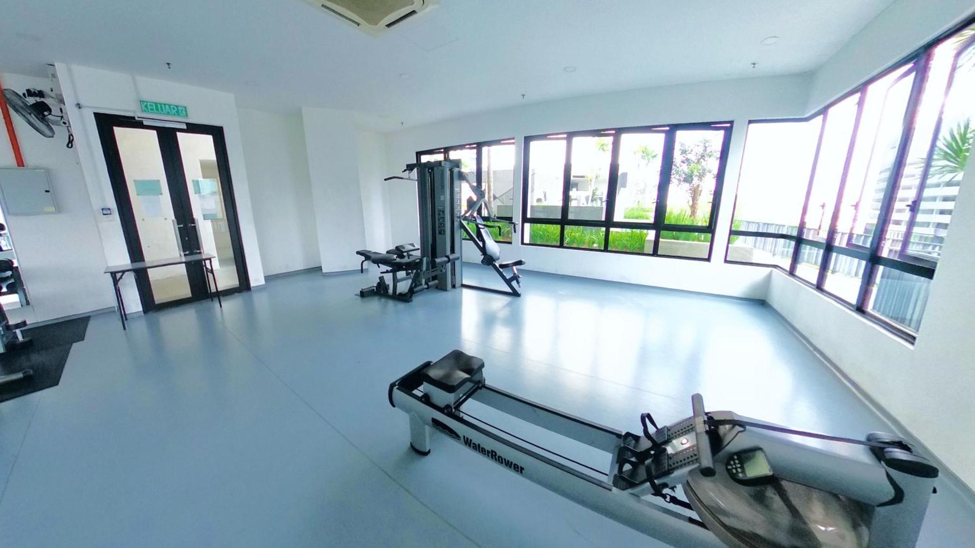 9Pax 2R2B Family Suite, I-City, I-Suite, Hyde, Beside Theme Park, Wifi 50-55" Smart Tv Shah Alam Extérieur photo